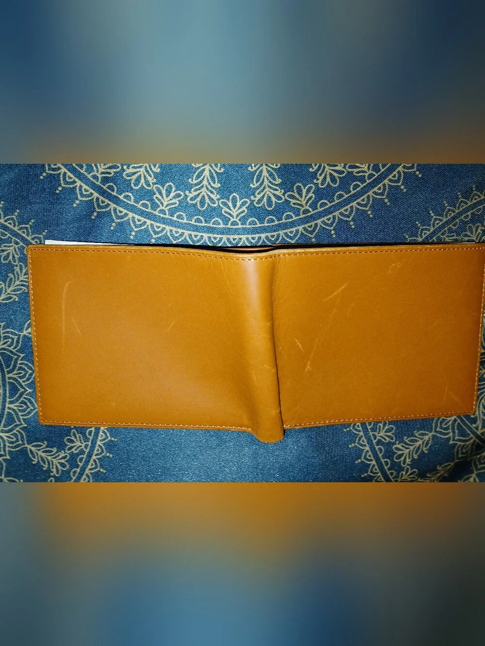 Dooney & Bourke men's leather bifold wallet